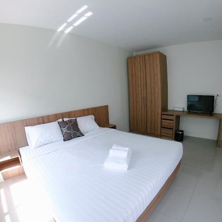 Nai Yang Residence Buitenkant foto